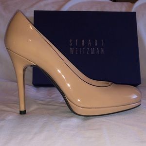 Stuart Weitzman Nude Pumps